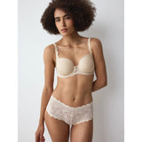 Triumph Amourette Wired Padded Bra In Porcelain Mousse