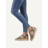 Caprice Heeled Sandal In Olive Nubuck