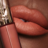Charlotte Tilbury Airbrush Flawless Lip Blur