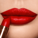 Charlotte Tilbury K.I.S.S.I.N.G
