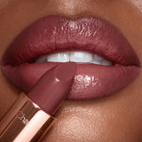 Charlotte Tilbury K.I.S.S.I.N.G