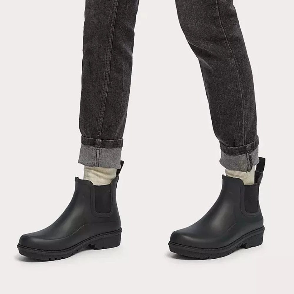 FitFlop Wonderwelly Chelsea Boots In All Black
