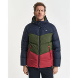 GANT Colour Blocked Active Cloud Jacket In Evening Blue