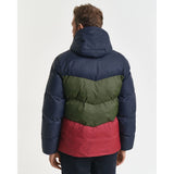GANT Colour Blocked Active Cloud Jacket In Evening Blue
