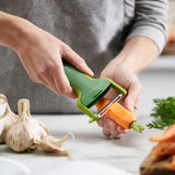 Joseph Joseph SafeStore Straight Peeler In Green