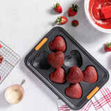 Le Creuset Bakeware 6 Cup Heart Tray