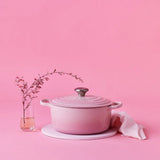 Le Creuset Round Casserole 20cm In Shell Pink