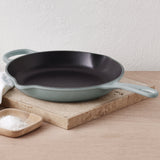 Le Creuset Signature Cast Iron Skillet with Metal Handle 23cm InSea Salt