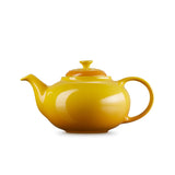 Le Creuset Stoneware Classic Teapot 1.3L in Nectar