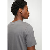 Levi's Classic Pocket Tee In Smoked Pearl