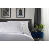 The Lyndon Company Canterbury Navy Duvet Set White