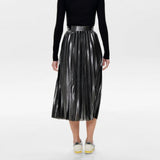 ONLY Onlhailey Pleated Skirt in Black Metallic