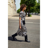 Part Two NukaPW Dress In Midnight Graphic Stripe