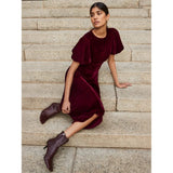Ro&Zo Jessie Plum Velvet Puff Sleeve Dress