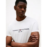 Tommy Hilfiger Flag Logo T Shirt In White