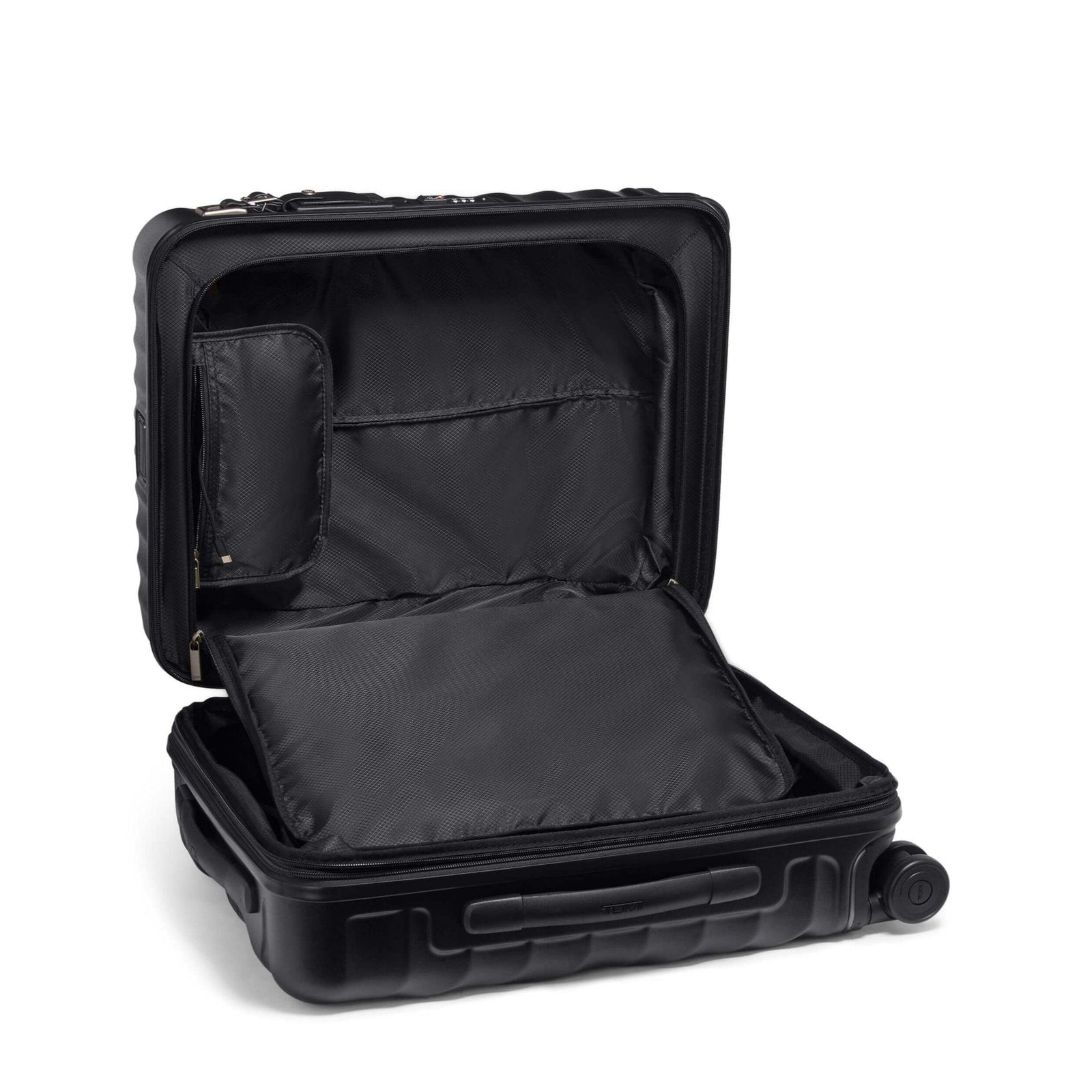 Tumi 19 Degree Continental Carry-On S 56cm in Black