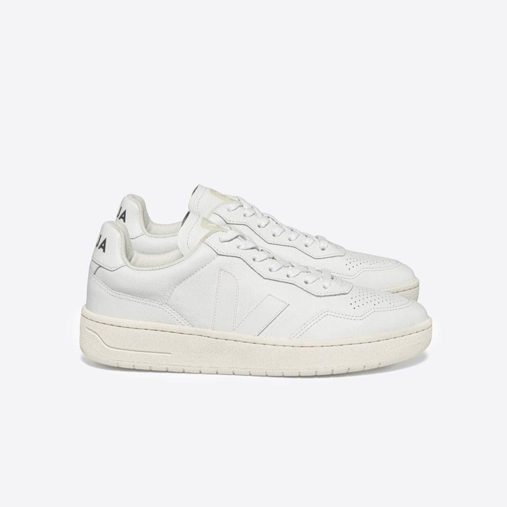 Veja V 90 O.T Leather Trainers in Extra White