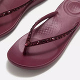 FitFlop IQUSHION Ergonomic Flip-Flops In Merlot