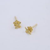 Alex Monroe Forget Me Not Stud Earrings with Itsy Bitsy Bee in Gold
