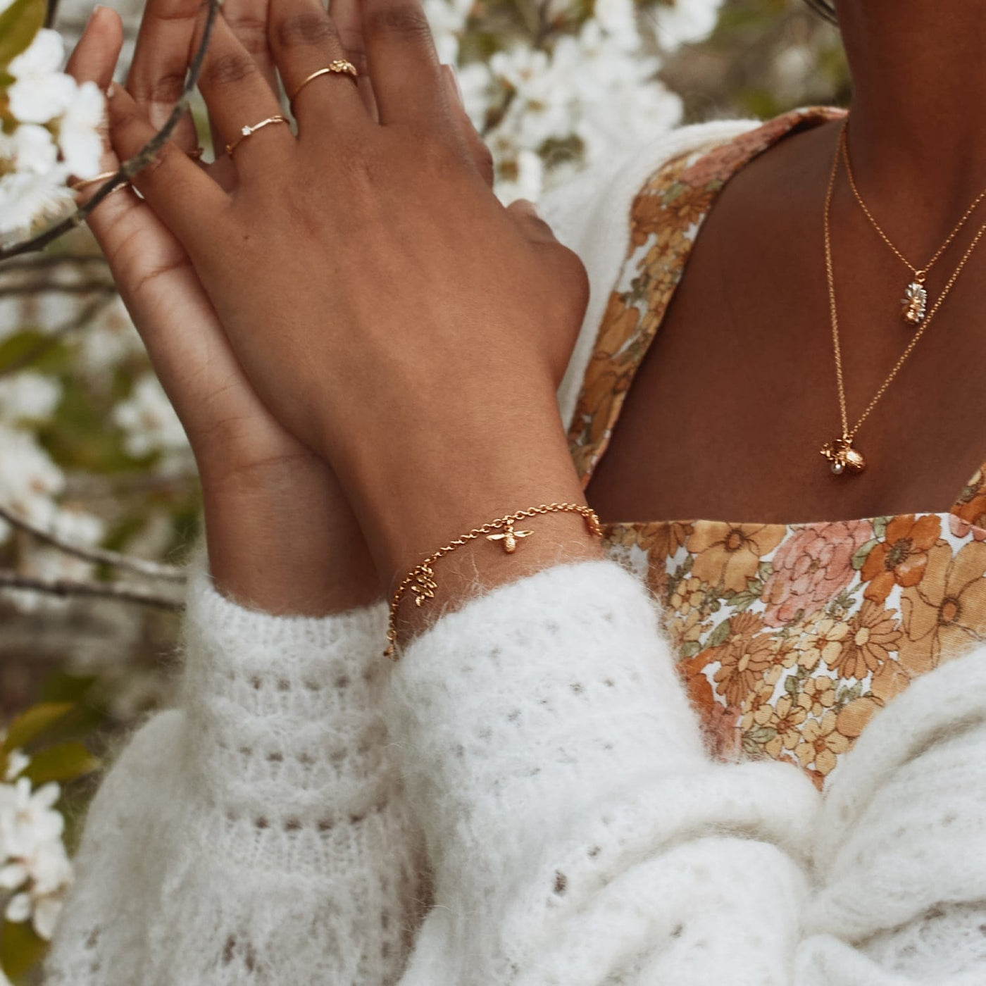 Alex Monroe Garden Gathering Charm Bracelet in Gold