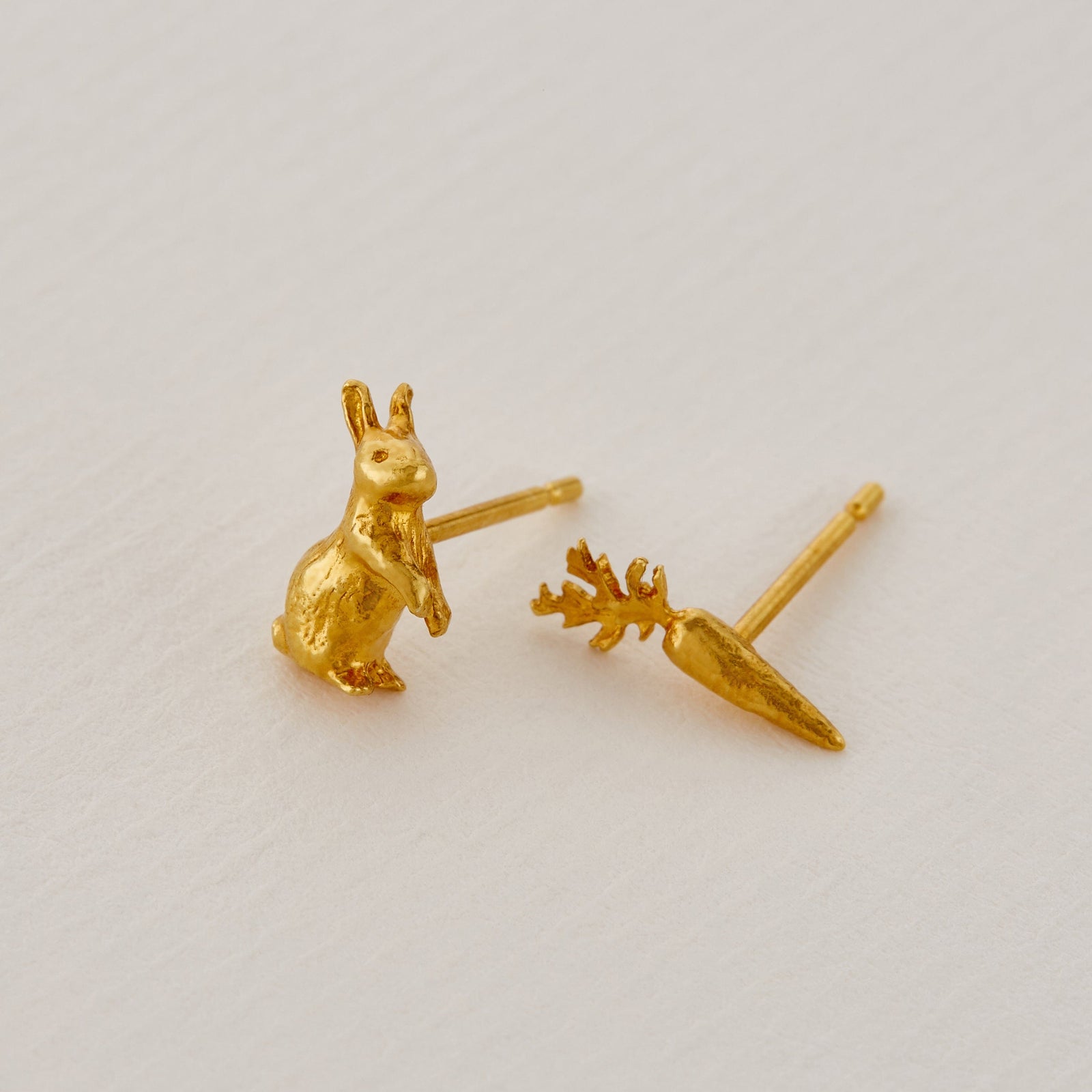 Alex Monroe Rabbit & Carrot Asymmetric Earrings in Gold