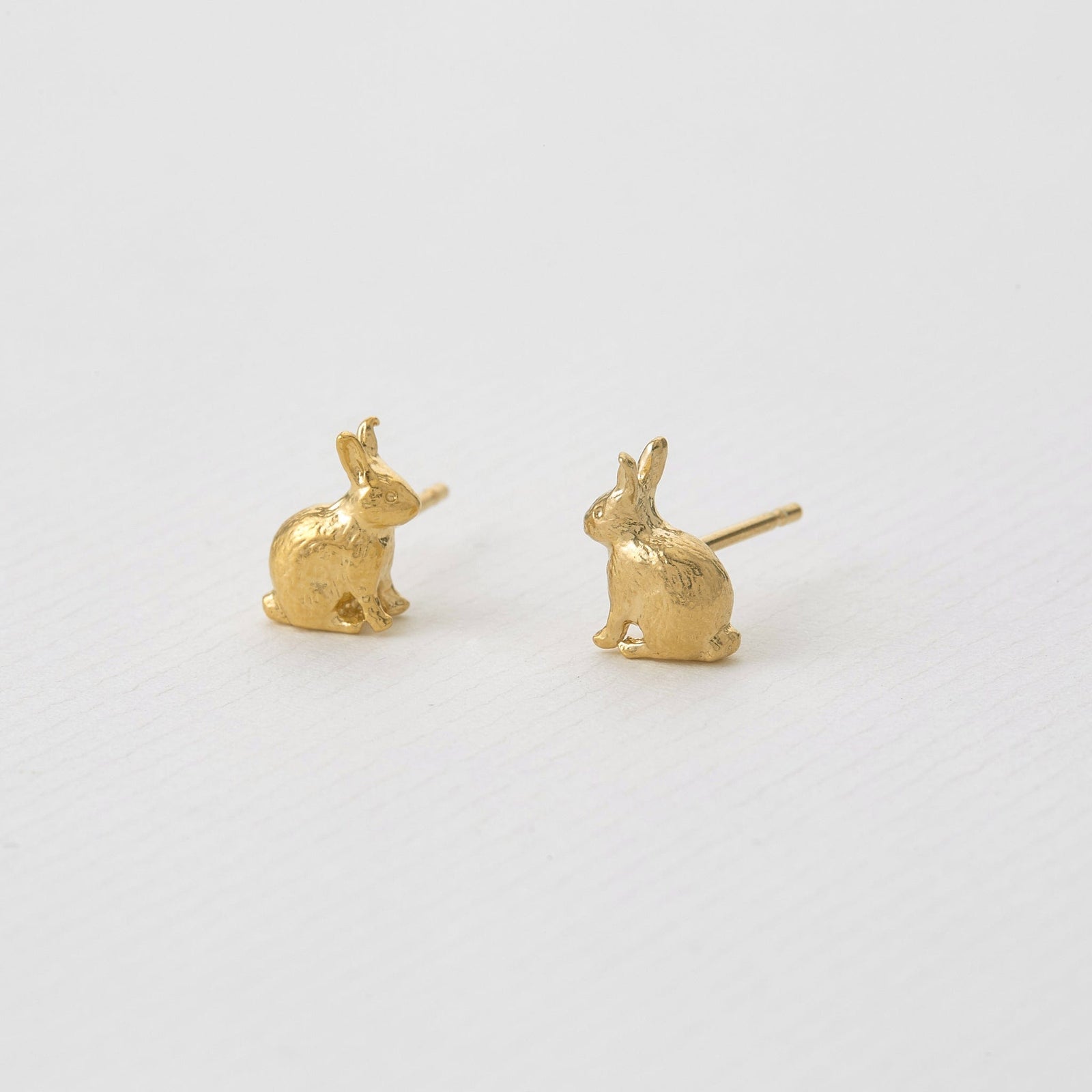 Alex Monroe Sitting Bunny Stud Earrings in Gold