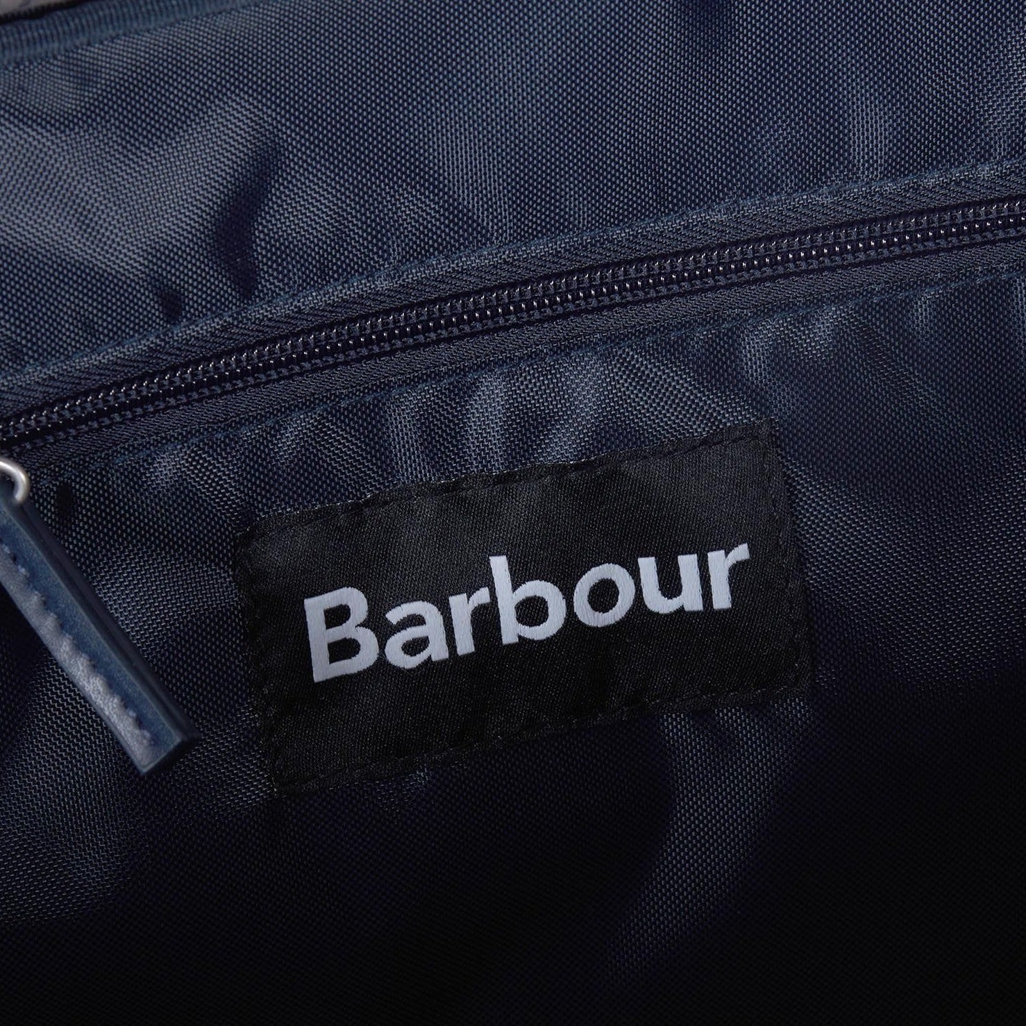 Barbour Cascade Holdall in Navy