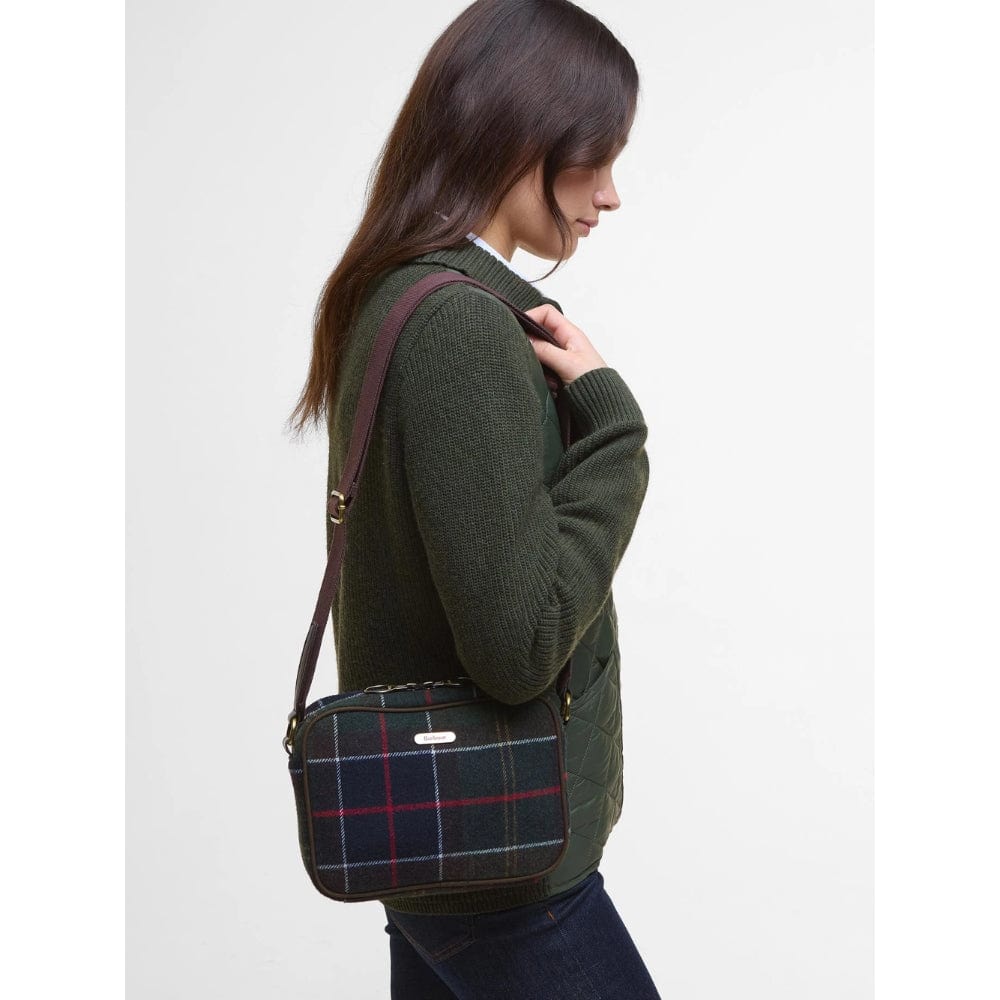 Barbour Tartan Washbag In Classic Beacon