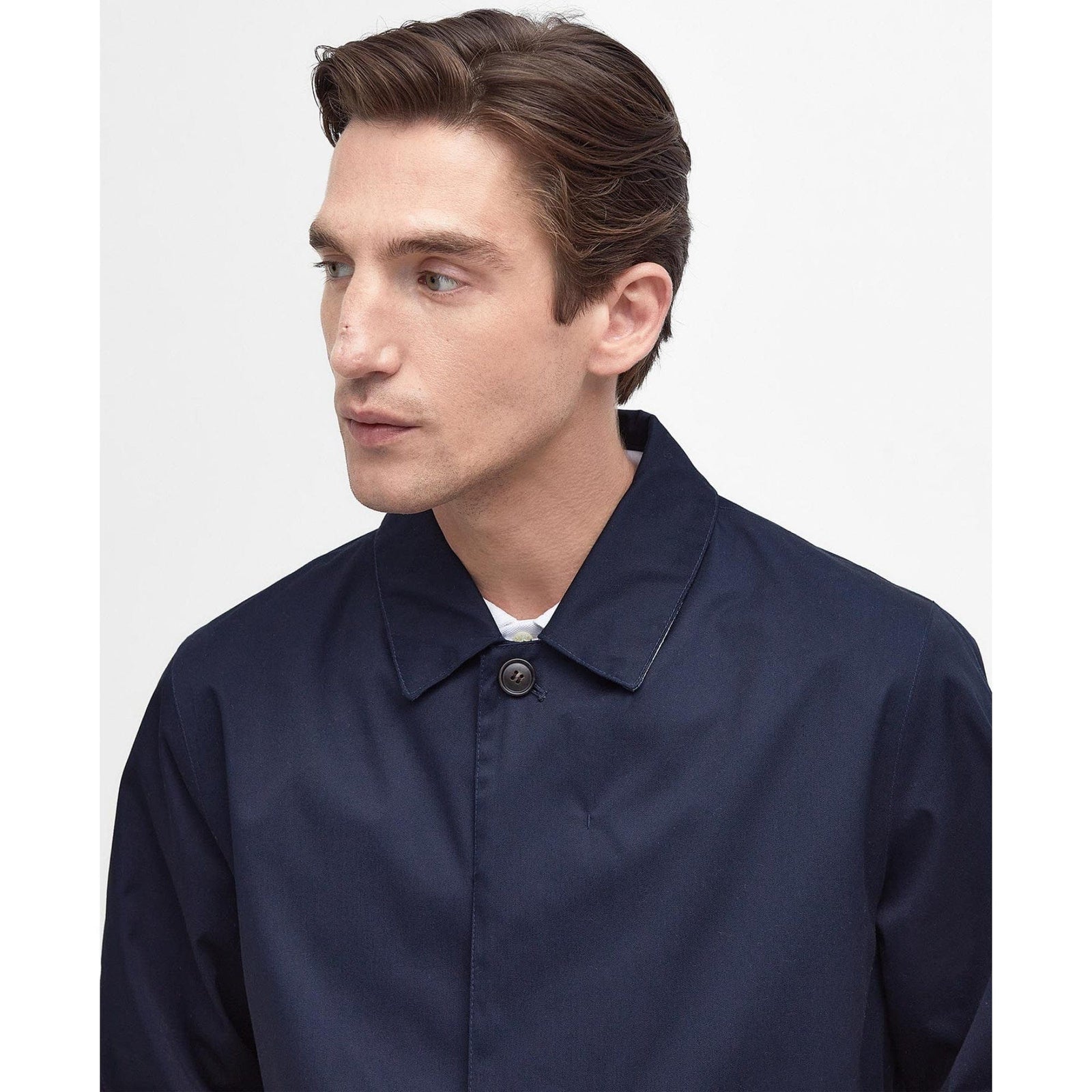 Barbour Rokig Lightweight Waterproof Jacket in Navy/Berwick