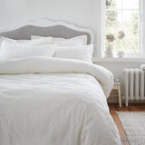 Bianca Fine Linens French Knot Jacquard 200 Thread Count Cotton King Duvet Cover Set with Pillowcases White