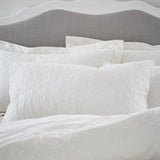 Bianca Fine Linens French Knot Jacquard 200 Thread Count Cotton King Duvet Cover Set with Pillowcases White