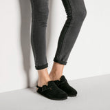 Birkenstock Boston Shearling in Black