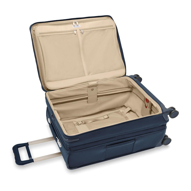 Briggs & Riley Medium Expandable Spinner Navy (61-69cm)
