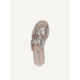 Caprice Mule In Platin metal