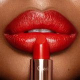Charlotte Tilbury K.I.S.S.I.N.G