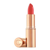 Charlotte Tilbury K.I.S.S.I.N.G
