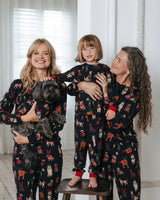 Chelsea Peers Long Pyjama Set in Dog Christmas Print