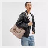 Coach Cargo Tote in Lh/Dark Natural