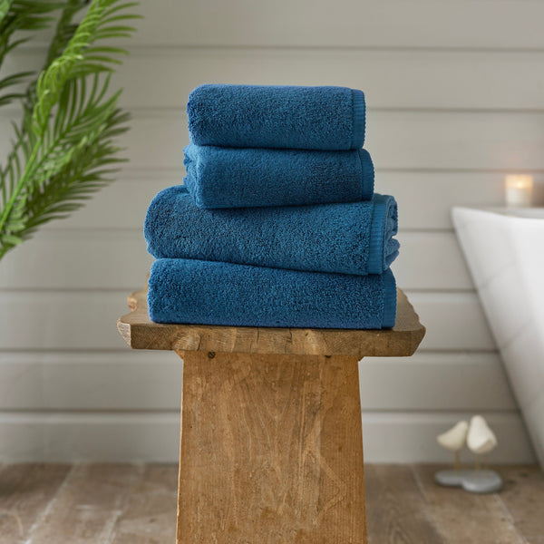 Deyongs Sanremo Bath Towel in Amethyst