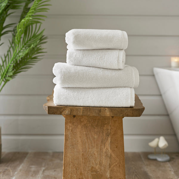 Deyongs Sanremo Hand Towel in White