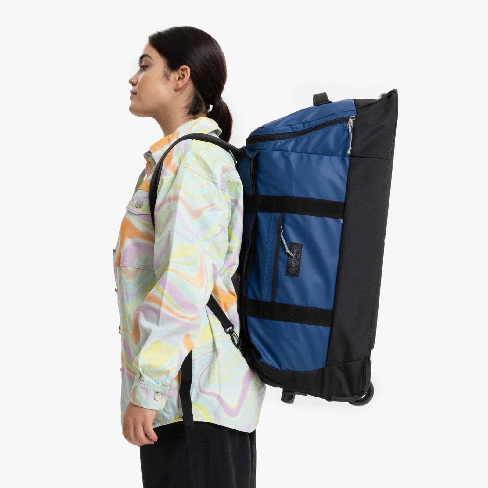 perce wheel m tarp peony Eastpak Perce Wheel M Travel Bag In Tarp Peony