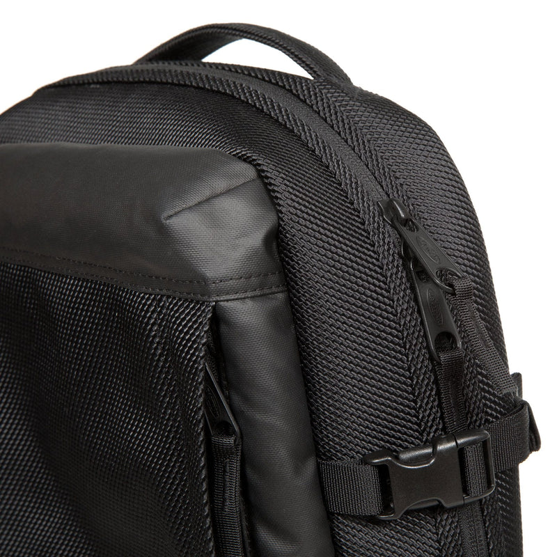 Eastpak Tecum M Cnnct Coat Black