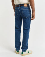 GANT Regular Fit Clean Wash Jeans in Mid Vintage Blue