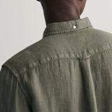 GANT Regular Fit Garment-Dyed Linen Shirt in Green Ash