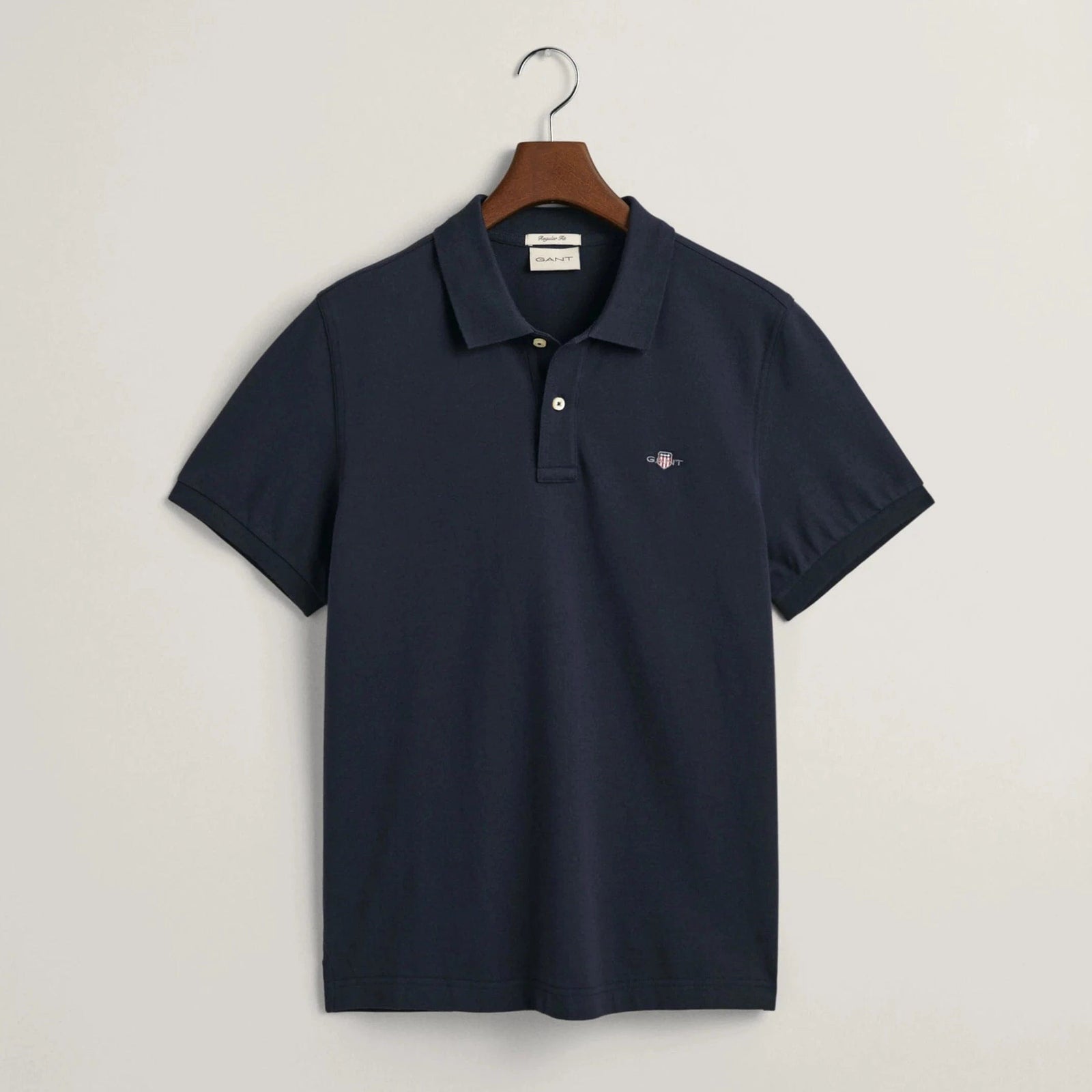Gant Regular Fit Shield Piqué Polo Shirt in Evening Blue