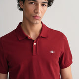 Gant Regular Fit Shield Piqué Polo Shirt in Plumped Red