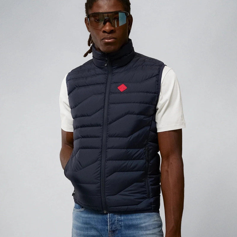 Lindeberg vest deals