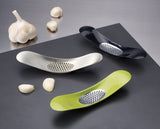 Joseph Joseph Garlic Rocker Green
