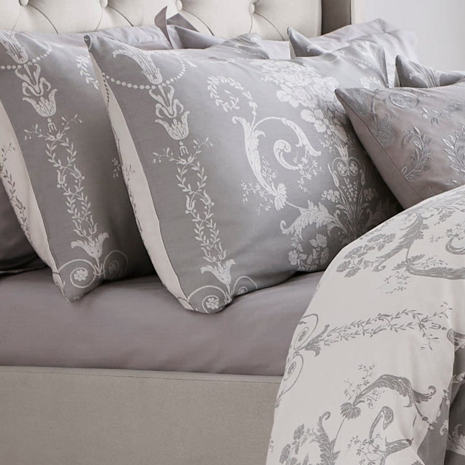 Store Romain Laura Ashley Josette – Blanc Et Gris, Sur Mesure, Fait Main