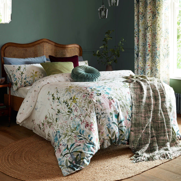 Laura Ashley Pointon Fields Multi Bedding Duvet Cover Set